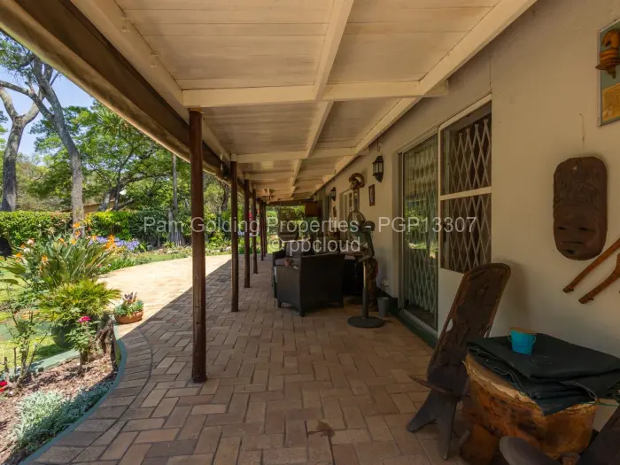 3 Bedroom House for Sale in Lake Chivero, Lake Chivero