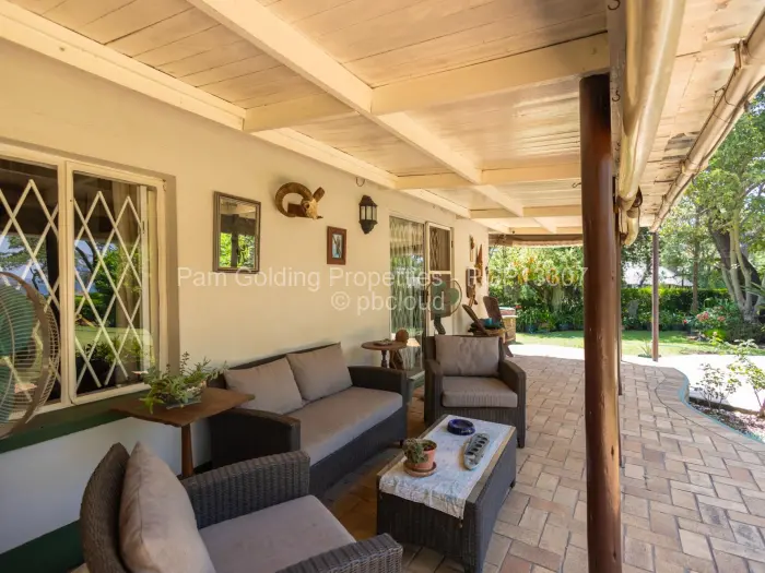 3 Bedroom House for Sale in Lake Chivero, Lake Chivero