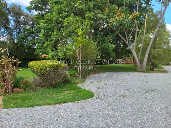 2 Bedroom Cottage/Garden Flat to Rent in Mount Pleasant, Harare