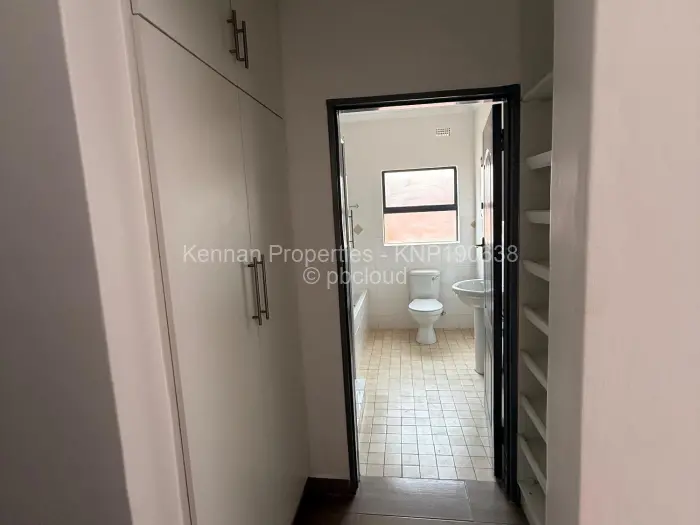 Townhouse/Cluster to Rent in Greendale