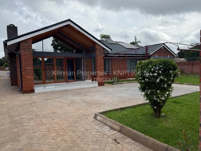 Townhouse/Cluster to Rent in Greendale, Harare