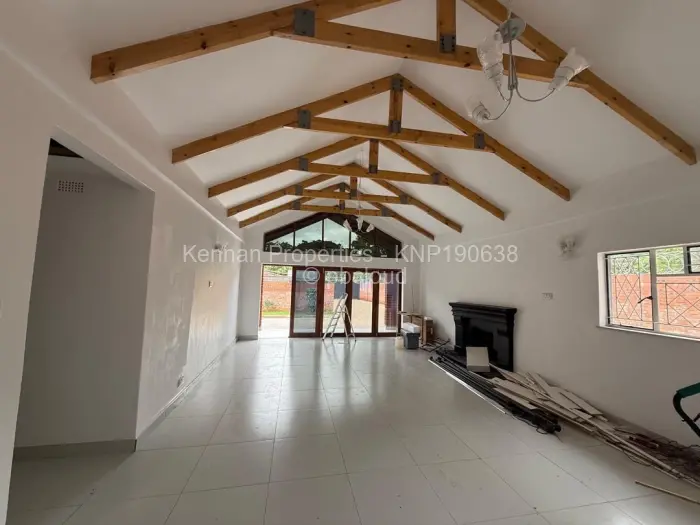 Townhouse/Cluster to Rent in Greendale, Harare