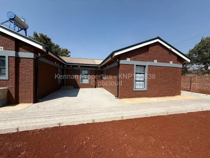 Townhouse/Cluster to Rent in Greendale