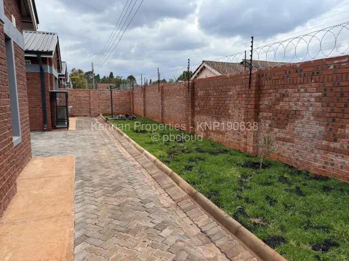 Townhouse/Cluster to Rent in Greendale