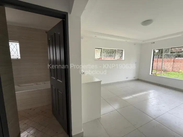 Townhouse/Cluster to Rent in Greendale, Harare