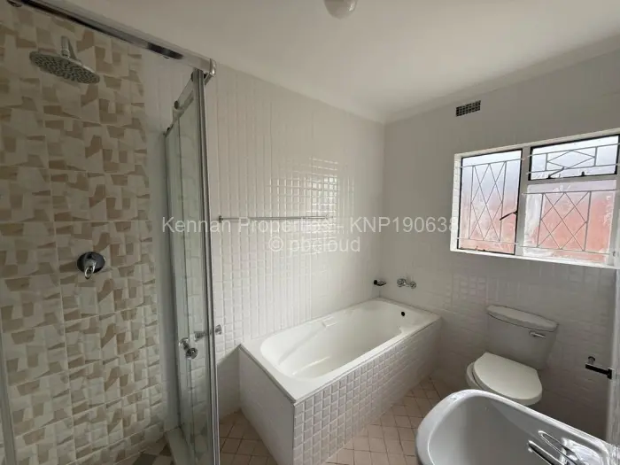 Townhouse/Cluster to Rent in Greendale, Harare