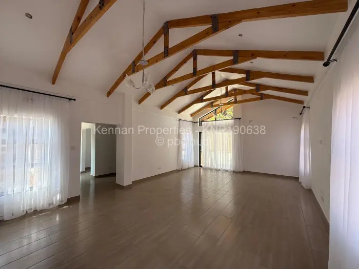 Townhouse/Cluster to Rent in Greendale