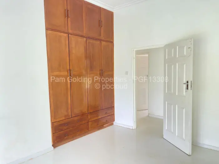 4 Bedroom House to Rent in Borrowdale