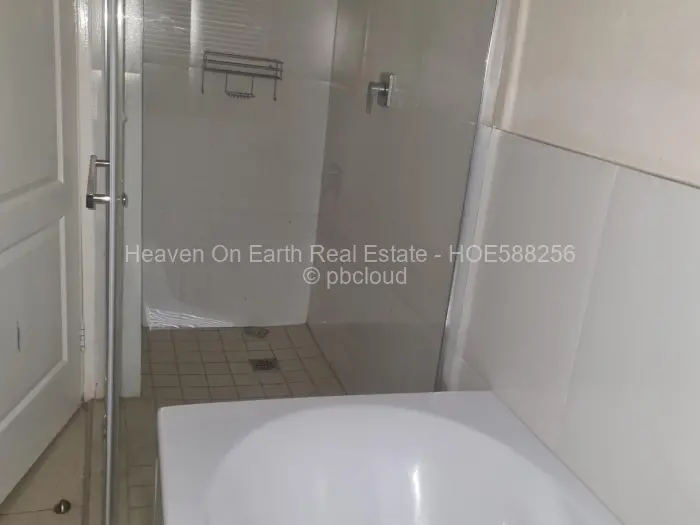 Flat/Apartment for Sale in Newlands, Harare