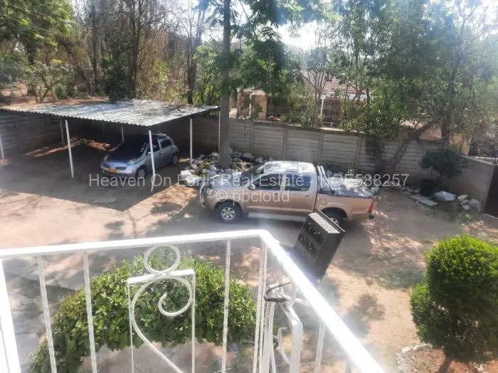 3 Bedroom House for Sale in Sentosa, Harare