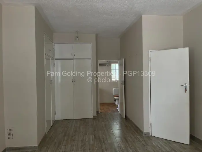 Townhouse/Cluster to Rent in Helensvale