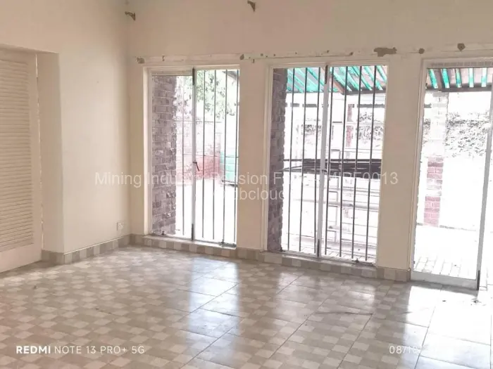 4 Bedroom Cottage/Garden Flat to Rent in Avenues