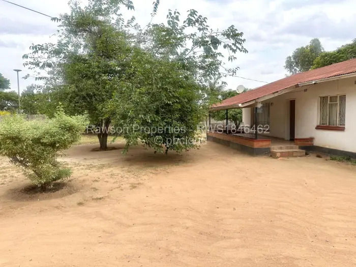 3 Bedroom House for Sale in Waterfalls, Harare