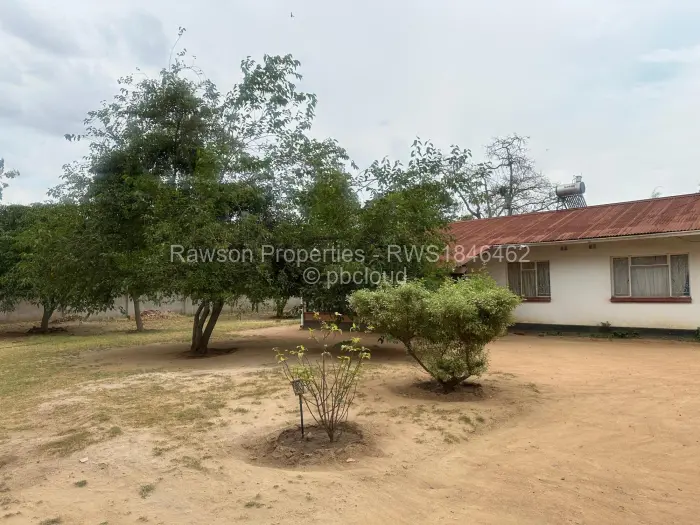3 Bedroom House for Sale in Waterfalls, Harare