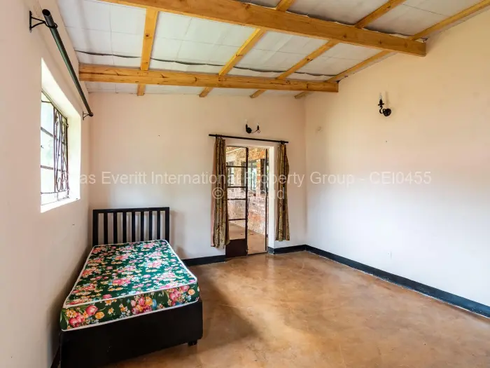 2 Bedroom Cottage/Garden Flat to Rent in Highlands