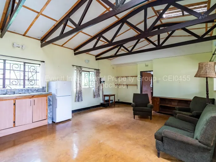 2 Bedroom Cottage/Garden Flat to Rent in Highlands