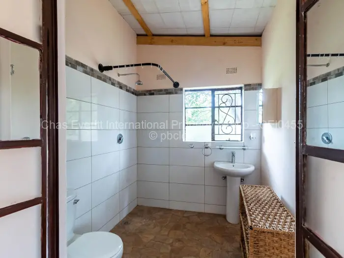 2 Bedroom Cottage/Garden Flat to Rent in Highlands