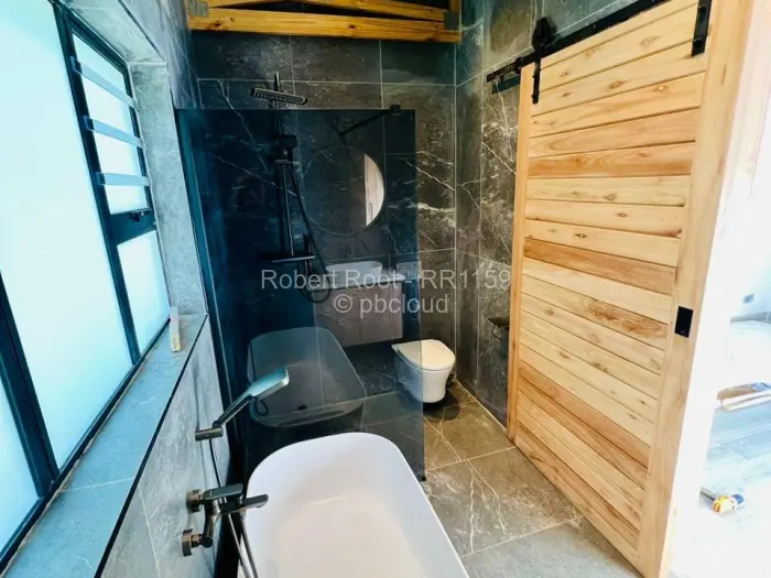 2 Bedroom House to Rent in Highlands, Harare