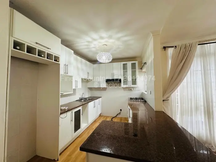 Townhouse/Cluster to Rent in Westgate, Harare