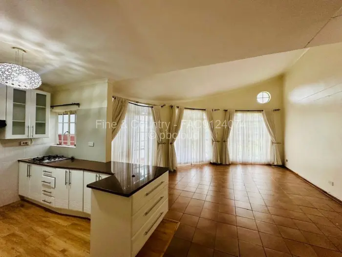 Townhouse/Cluster to Rent in Westgate, Harare