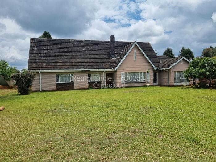 4 Bedroom House for Sale in The Grange, Harare