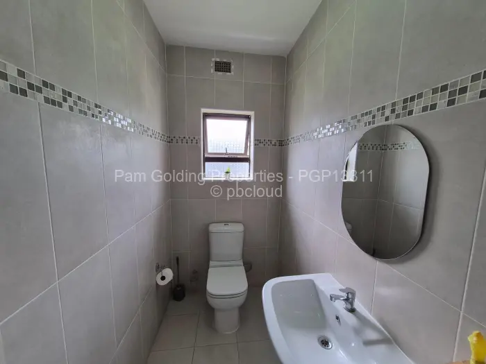 5 Bedroom House for Sale in Sandton Park, Harare