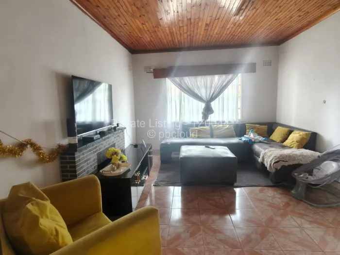 3 Bedroom House for Sale in Mabelreign, Harare