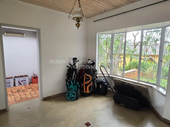 Townhouse/Cluster to Rent in Borrowdale Brooke, Harare