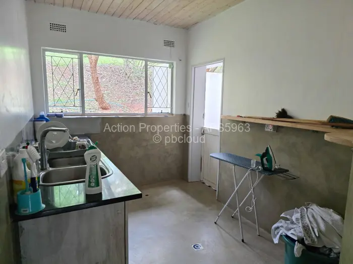 Townhouse/Cluster to Rent in Borrowdale Brooke, Harare