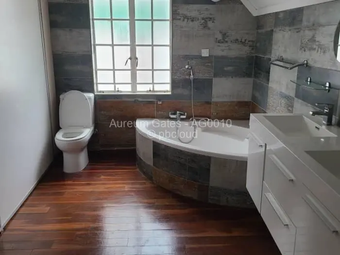 Townhouse/Cluster to Rent in Carrick Creagh Estate, Harare