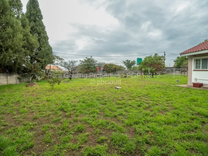 4 Bedroom House for Sale in Ruwa, Ruwa