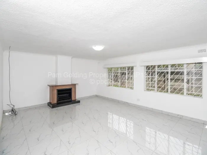 4 Bedroom House for Sale in Ruwa, Ruwa