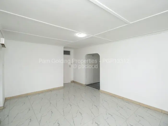 4 Bedroom House for Sale in Ruwa, Ruwa