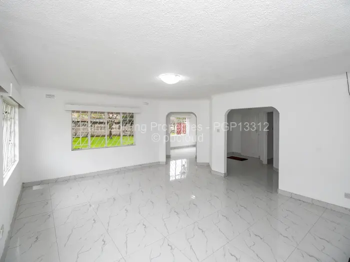 4 Bedroom House for Sale in Ruwa, Ruwa