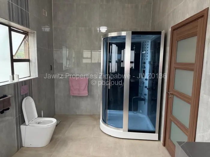 Townhouse/Cluster for Sale in Quinnington, Harare