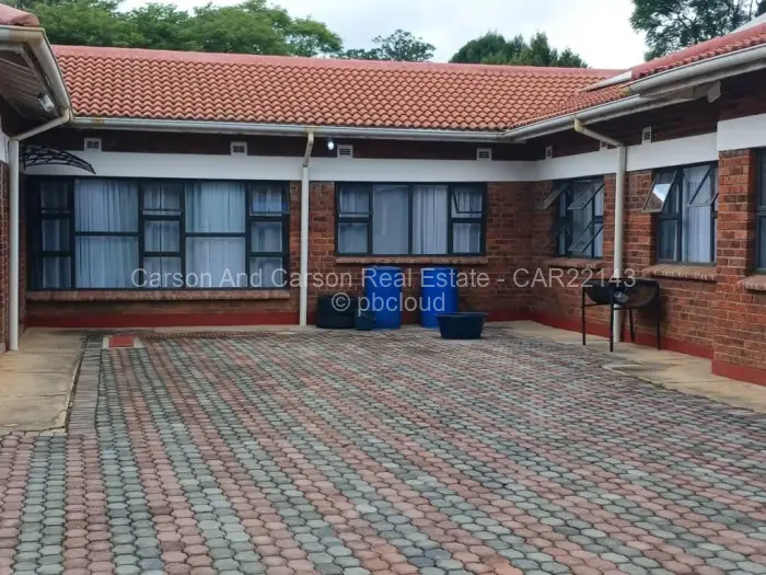5 Bedroom House to Rent in Borrowdale Brooke, Harare