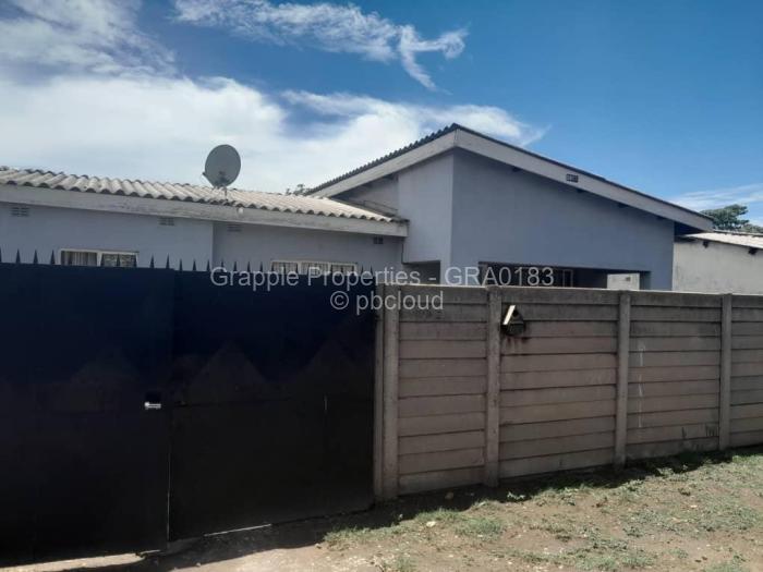 4 Bedroom House for Sale in Highfield, Harare