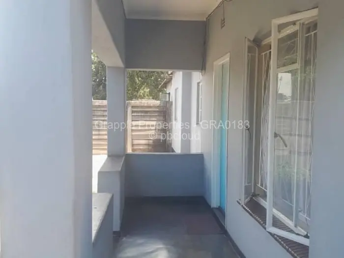 4 Bedroom House for Sale in Highfield, Harare