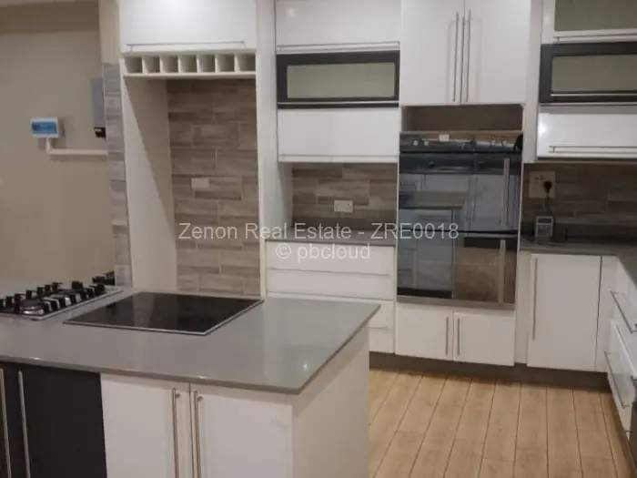 Townhouse/Cluster to Rent in Ballantyne Park, Harare