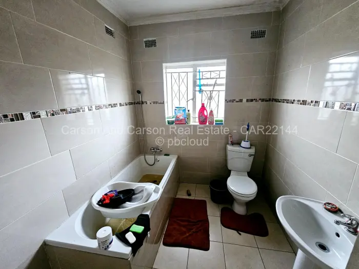 4 Bedroom House to Rent in Chitungwiza, Chitungwiza