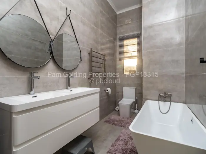 Townhouse/Cluster for Sale in Avondale West, Harare