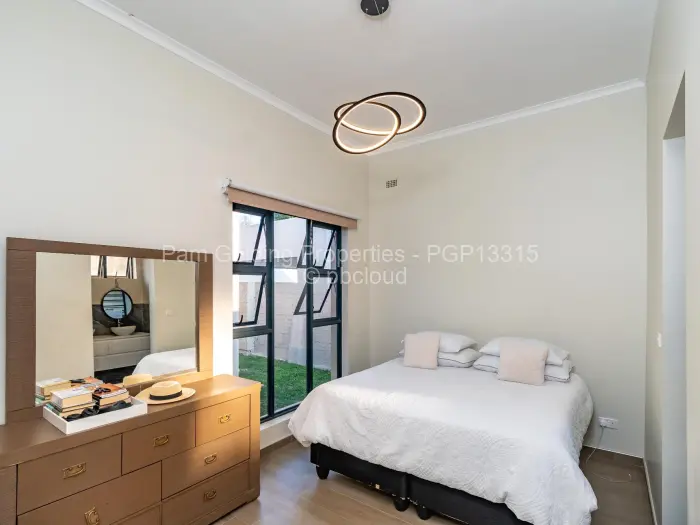 Townhouse/Cluster for Sale in Avondale West, Harare