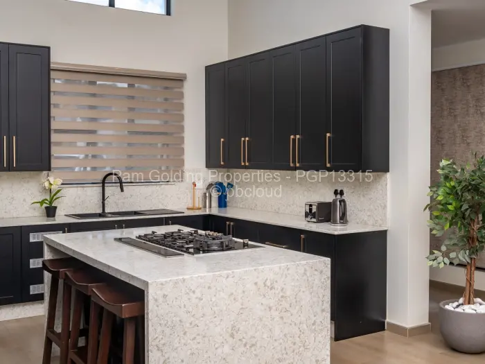 Townhouse/Cluster for Sale in Avondale West, Harare