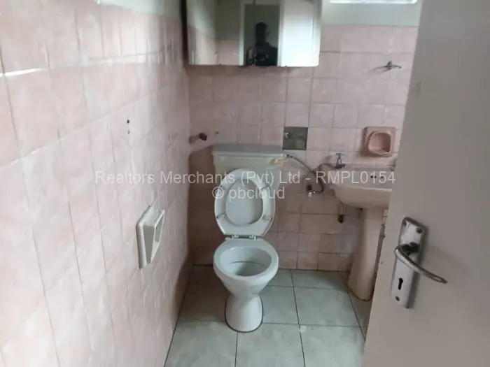 4 Bedroom House to Rent in Glen View, Harare