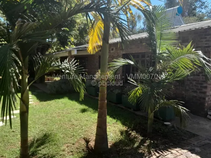 2 Bedroom Cottage/Garden Flat to Rent in Strathaven, Harare