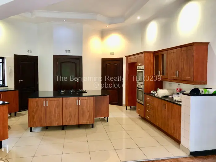 4 Bedroom House to Rent in Ballantyne Park