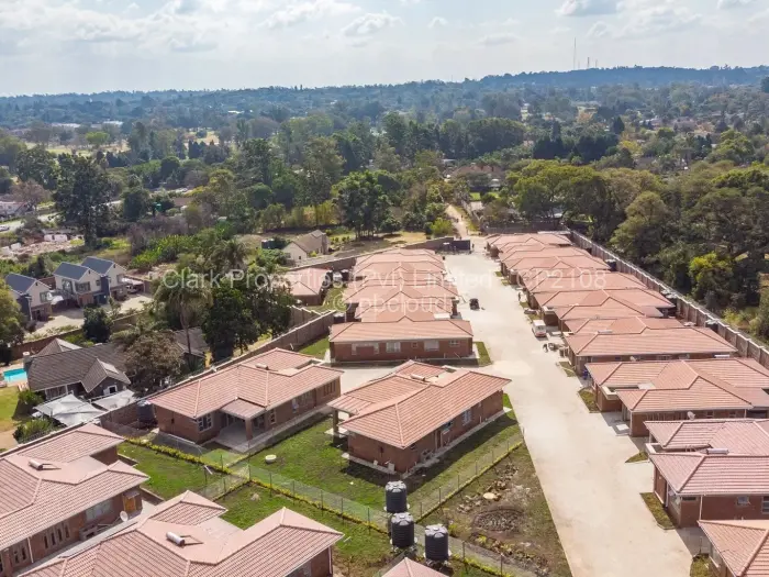 Townhouse/Cluster to Rent in Highlands