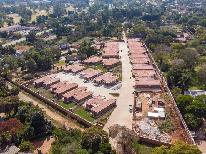 Townhouse/Cluster to Rent in Highlands