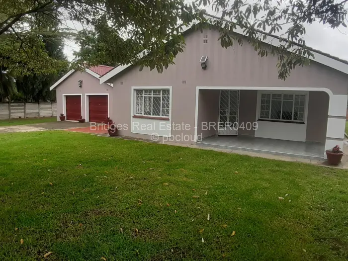4 Bedroom House for Sale in Zimre Park, Harare