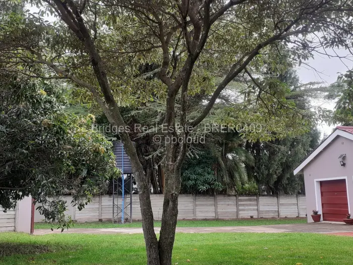 4 Bedroom House for Sale in Zimre Park, Harare